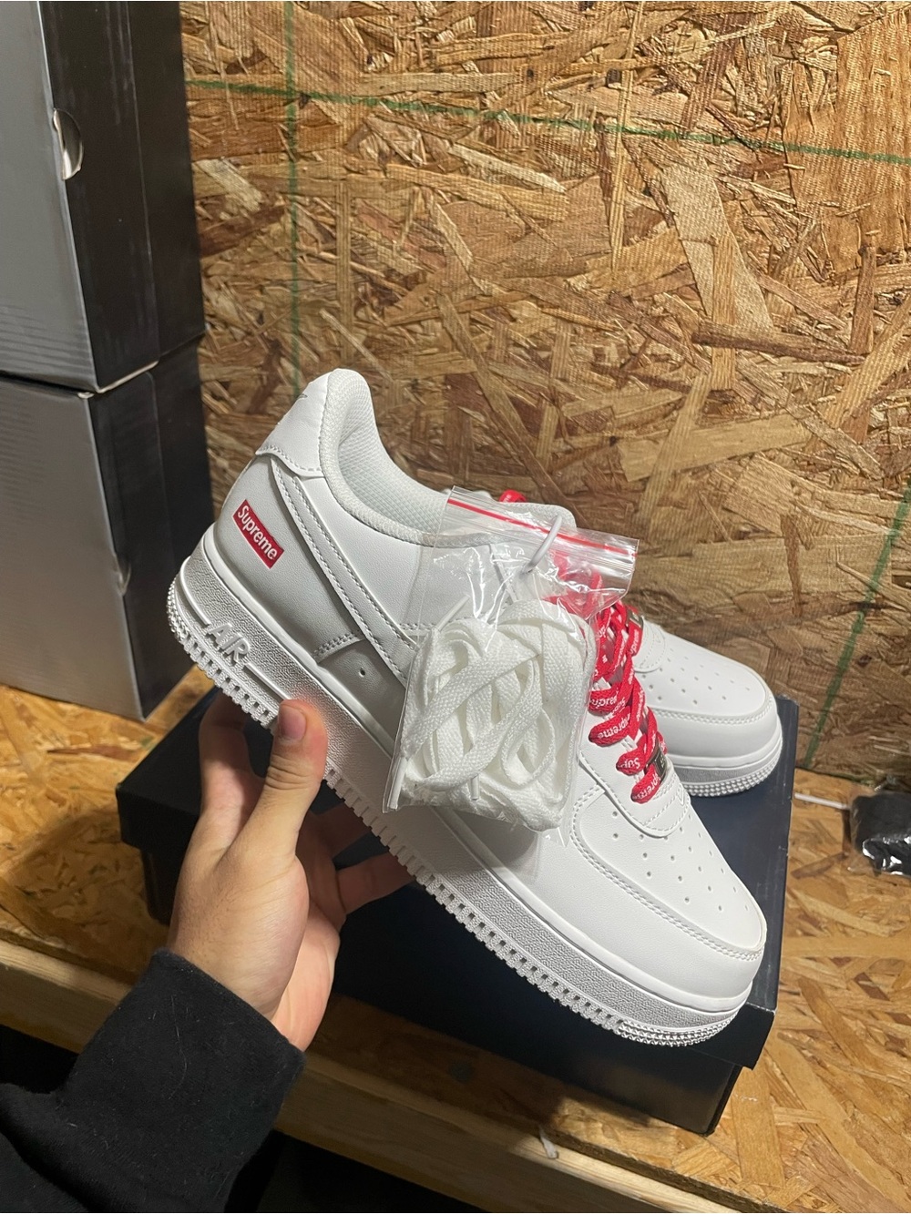 SUPREME Nike Air Force 1
